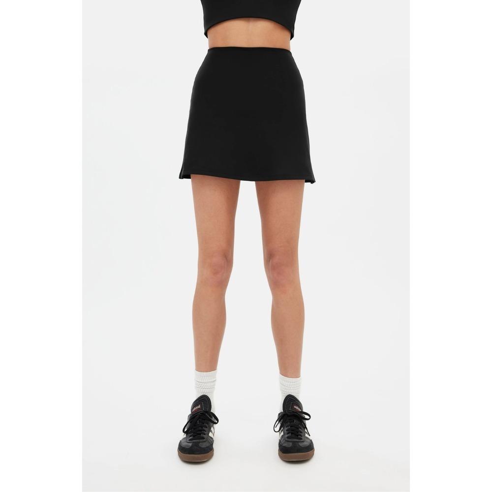 Girlfriend Collective Black Sport Skort in Black‎ Mini Women's Size Large